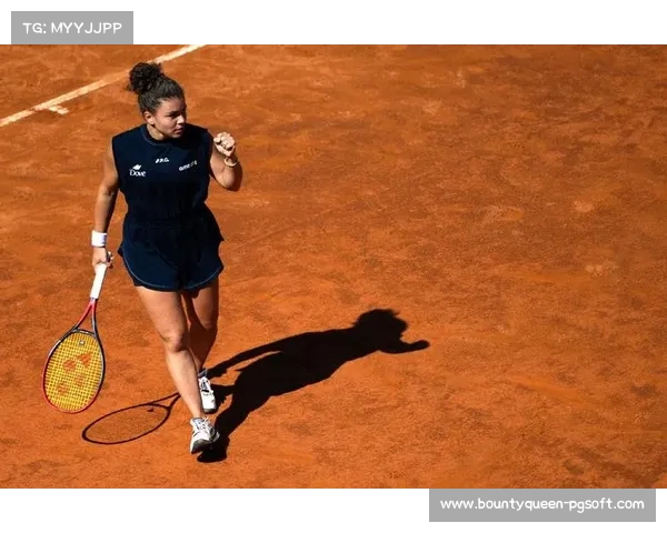 高芙双线作战获胜女双折桂延续硬地赛季强势表现再创佳绩