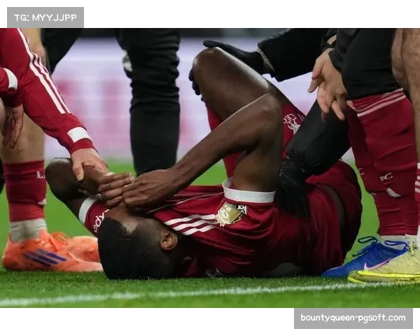 利兹联后卫罗登脚踝受伤，预计缺席至一月中旬